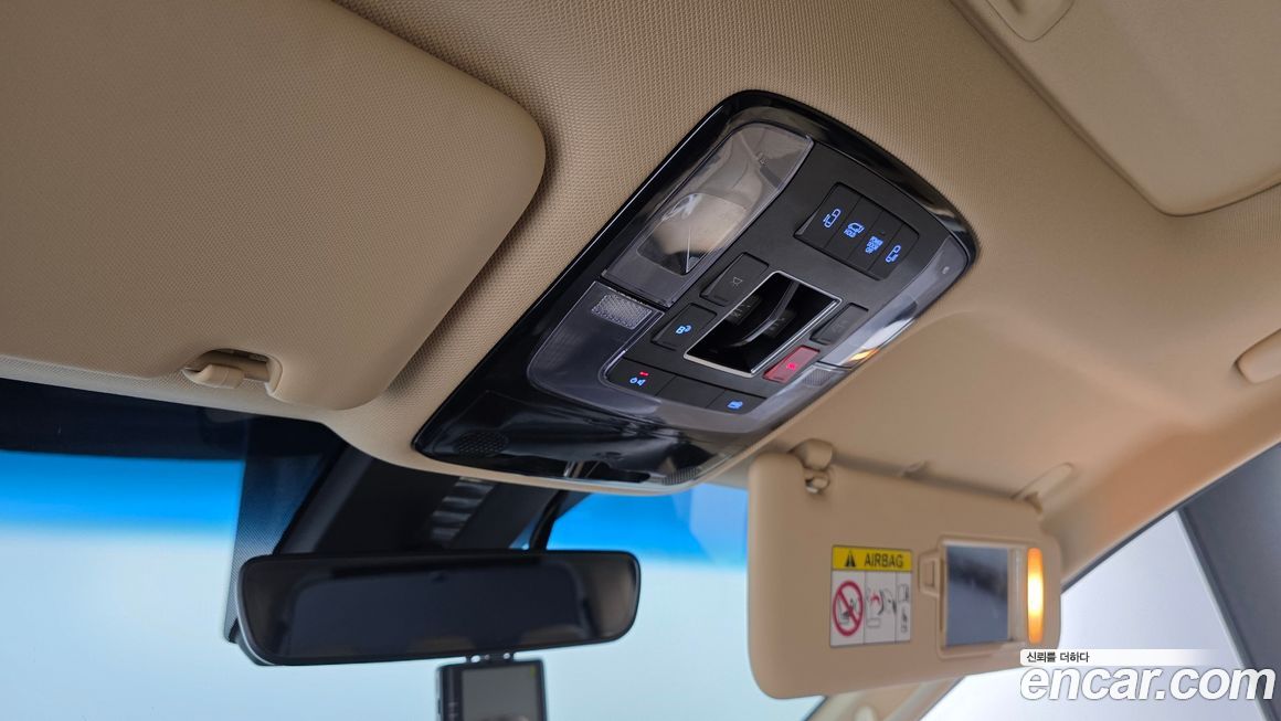 Hyundai Staria 2023