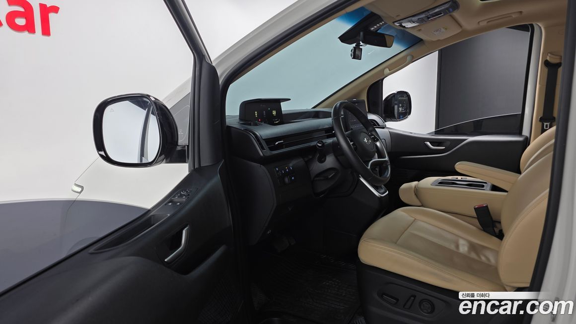 Hyundai Staria 2023