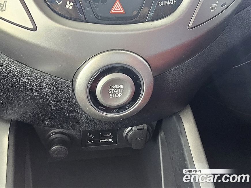 Hyundai Veloster 2012