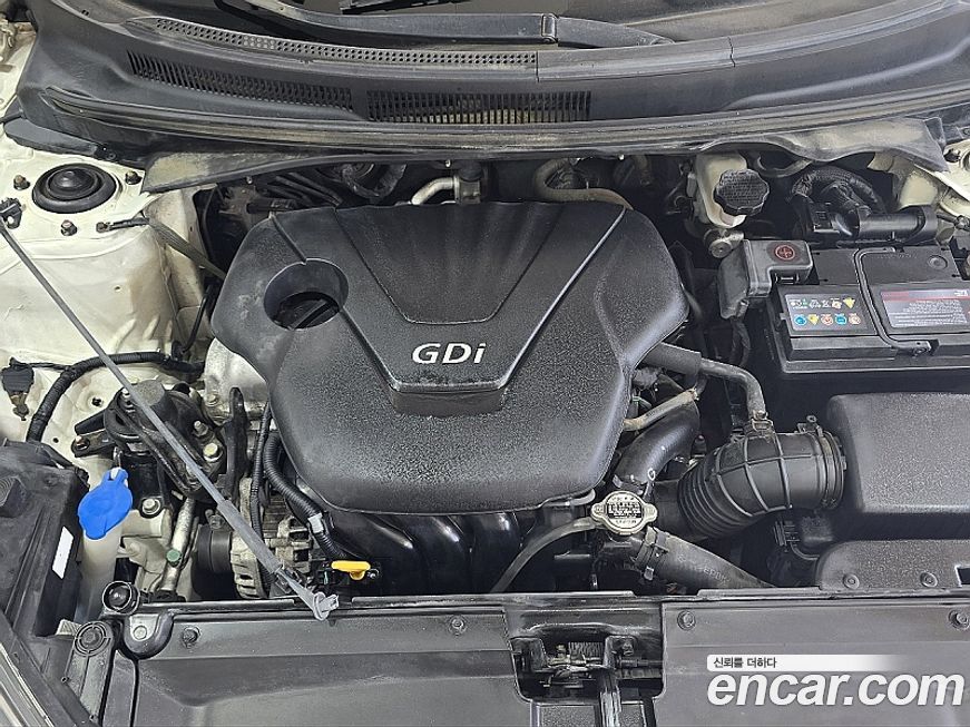 Hyundai Veloster 2012