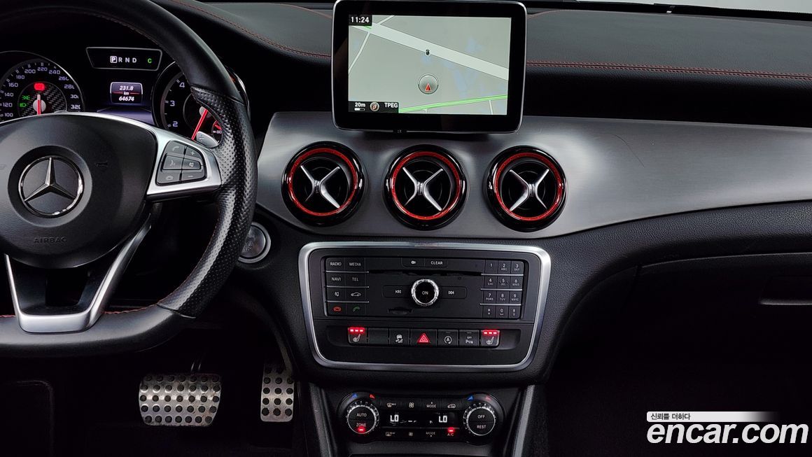 Mercedes-Benz CLA-Class 2015