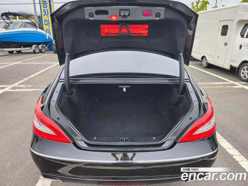Mercedes-Benz CLS-Class 2012