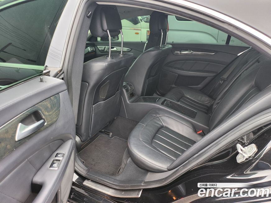 Mercedes-Benz CLS-Class 2012