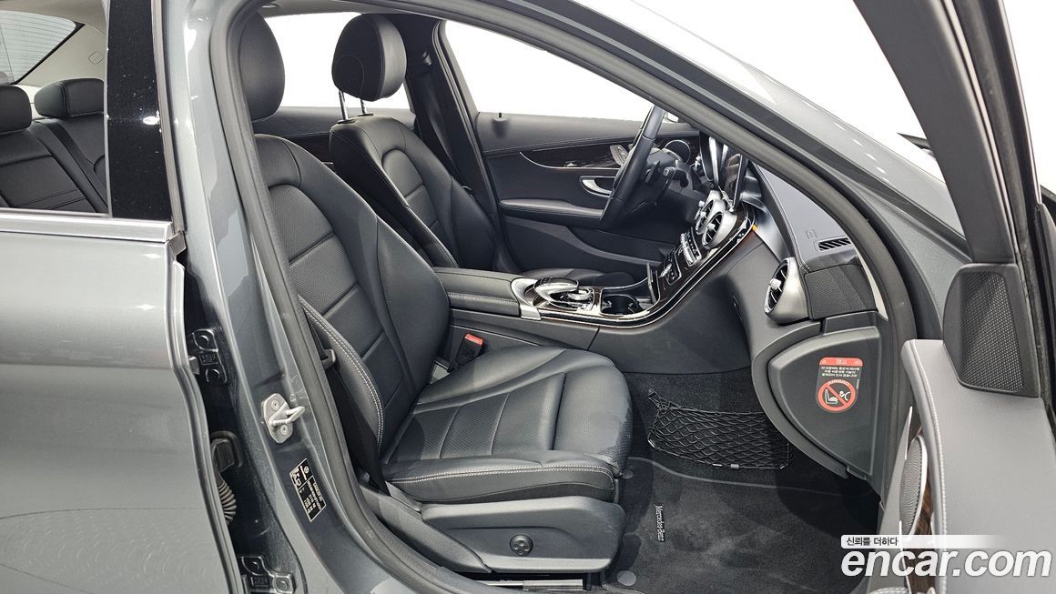 Mercedes-Benz C-Class 2018