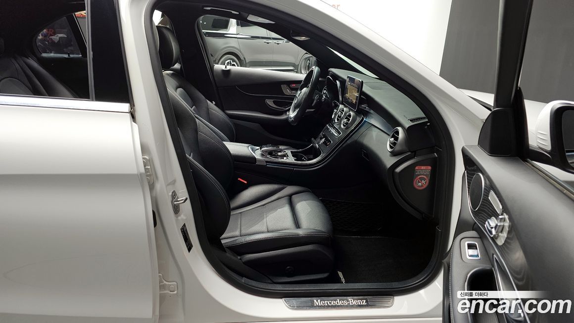 Mercedes-Benz C-Class 2017