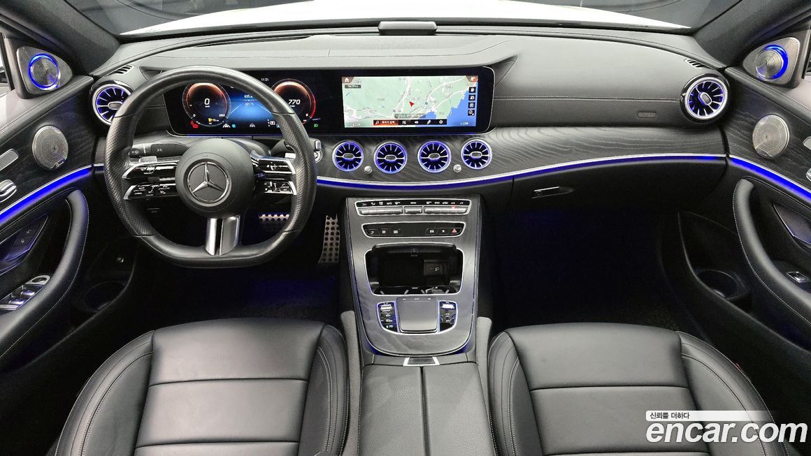 Mercedes-Benz E-Class 2021