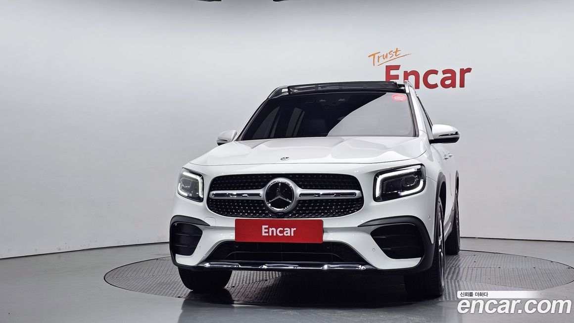 Mercedes-Benz GLB-Class 2022