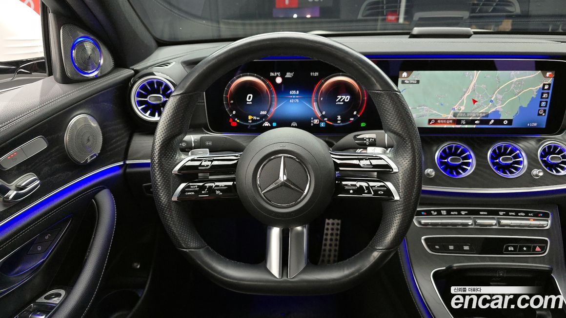 Mercedes-Benz E-Class 2021