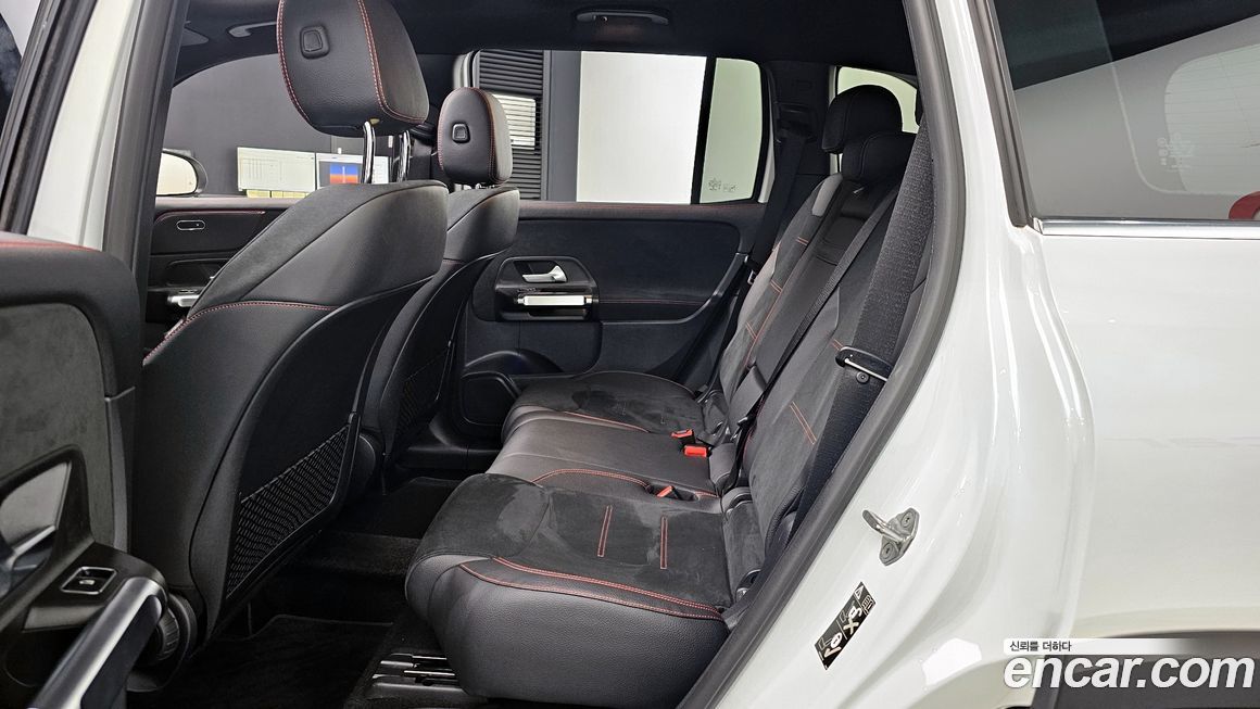 Mercedes-Benz GLB-Class 2022