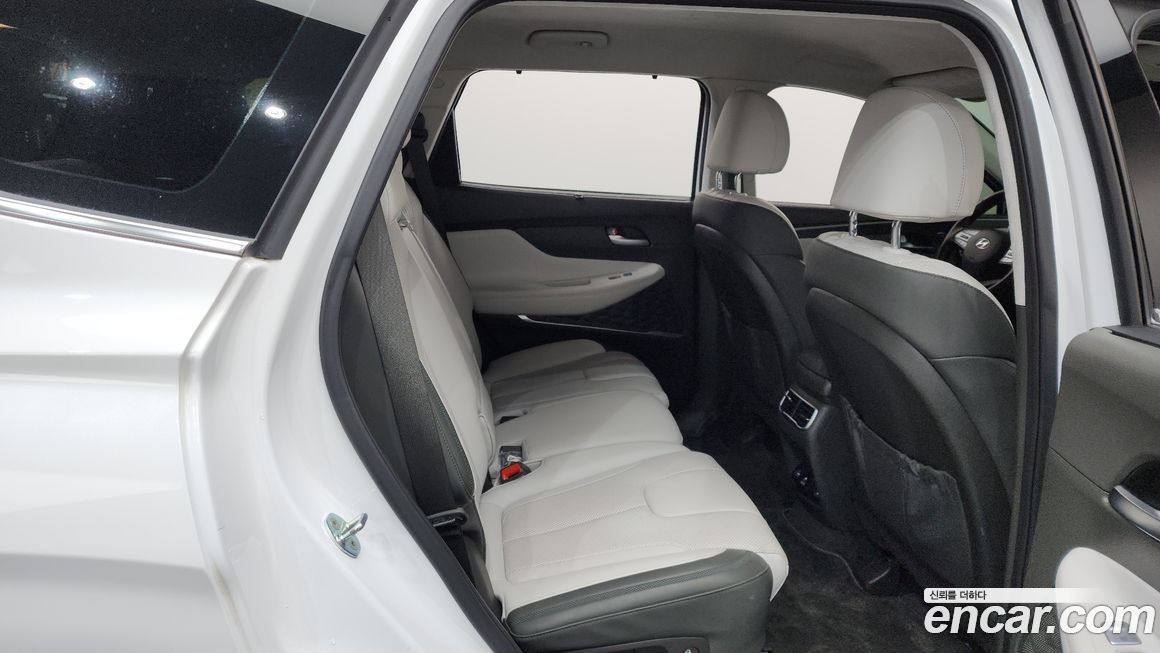 Hyundai Santafe 2022