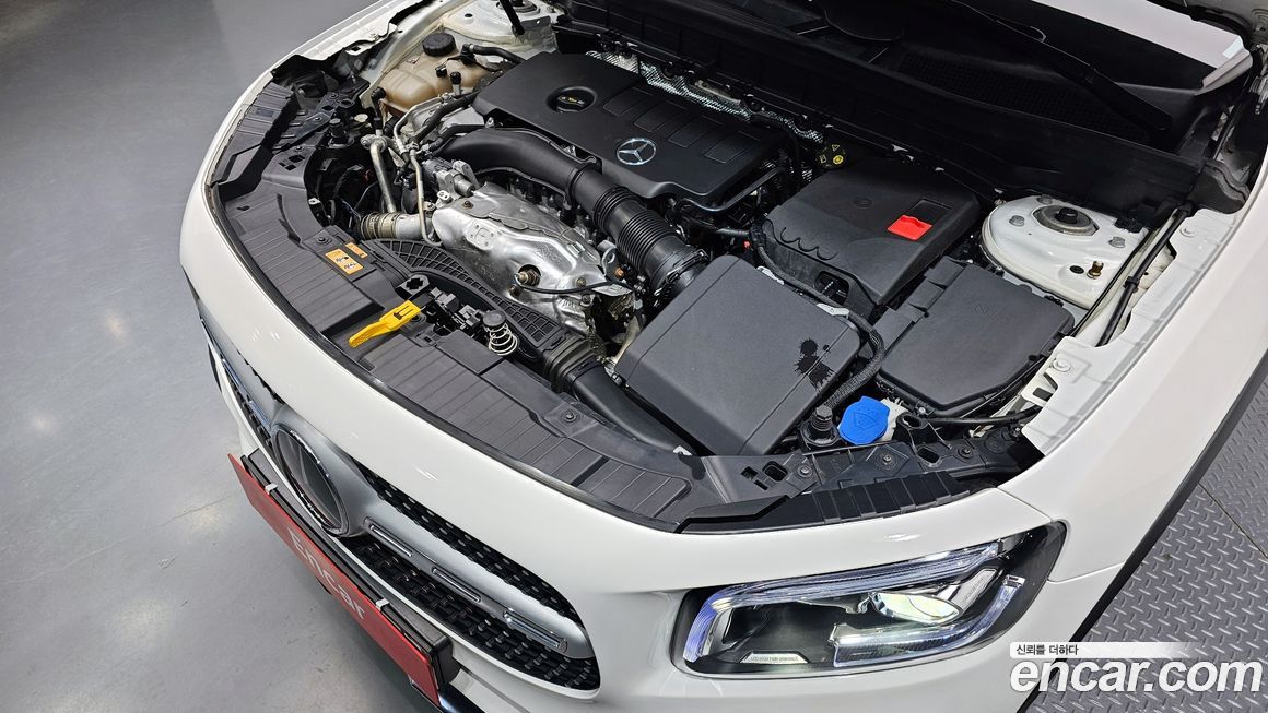 Mercedes-Benz GLB-Class 2022