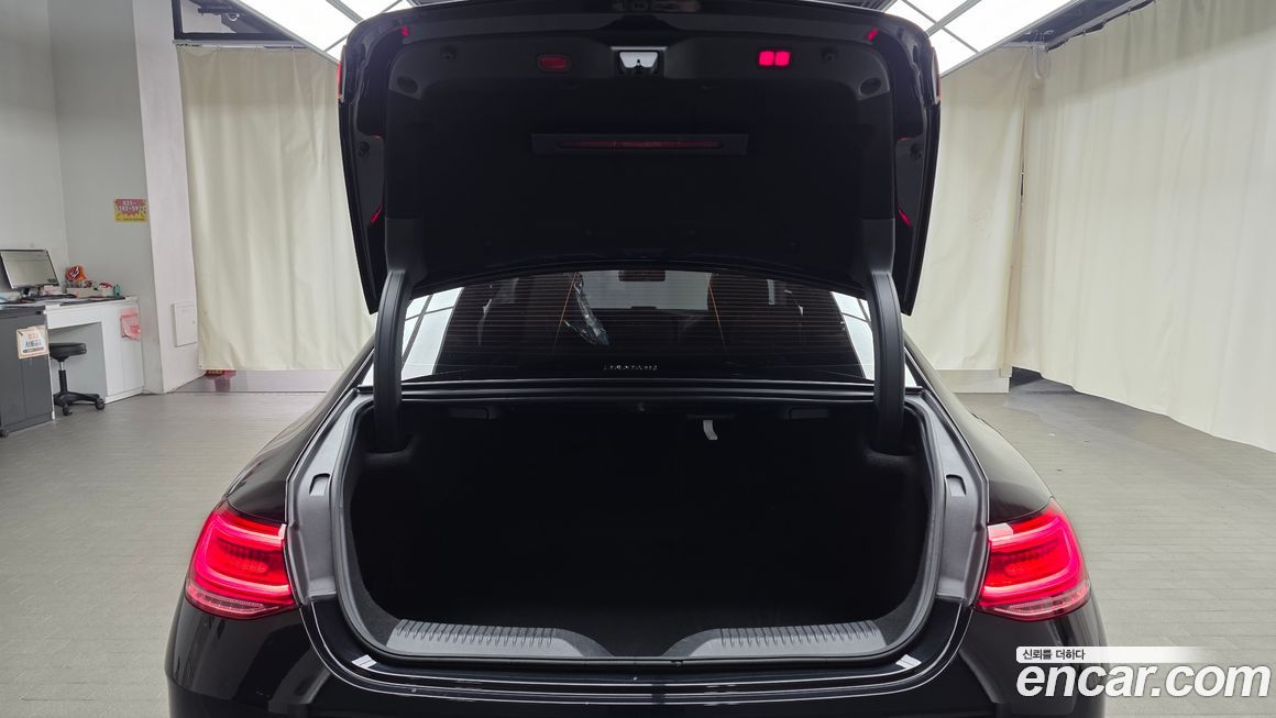 Mercedes-Benz CLS-Class 2021