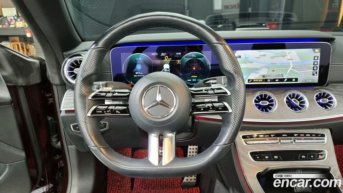 Mercedes-Benz E-Class 2021
