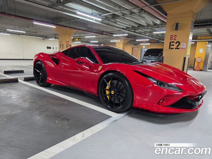 Ferrari F8 2020