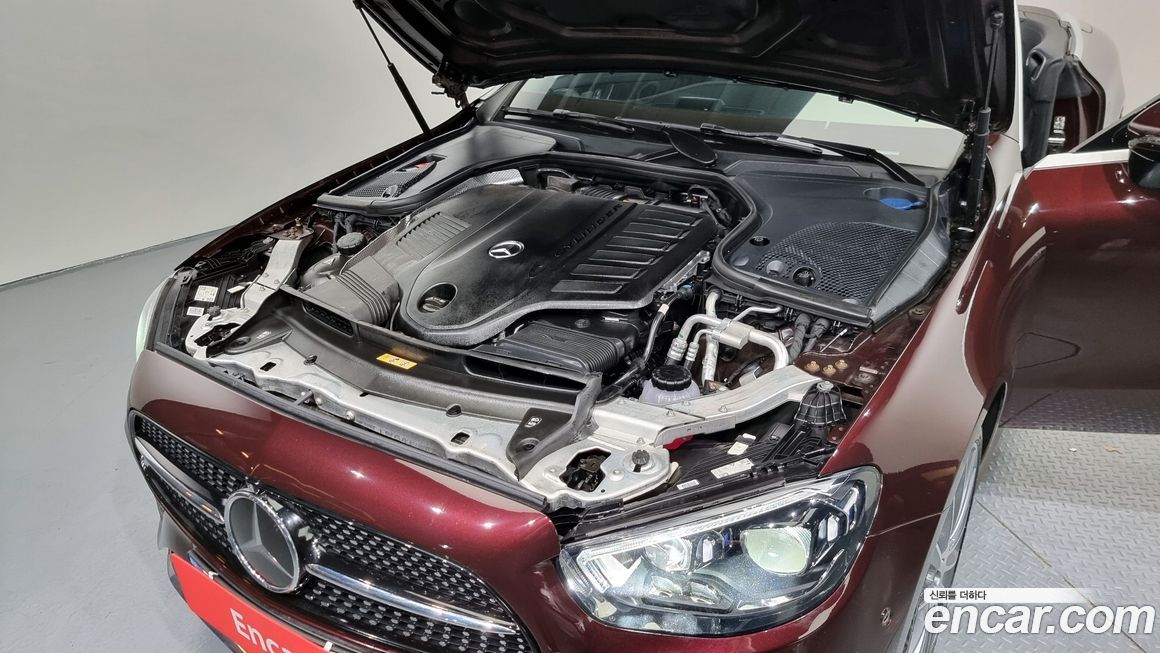 Mercedes-Benz E-Class 2021