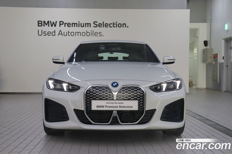 BMW i4 2025