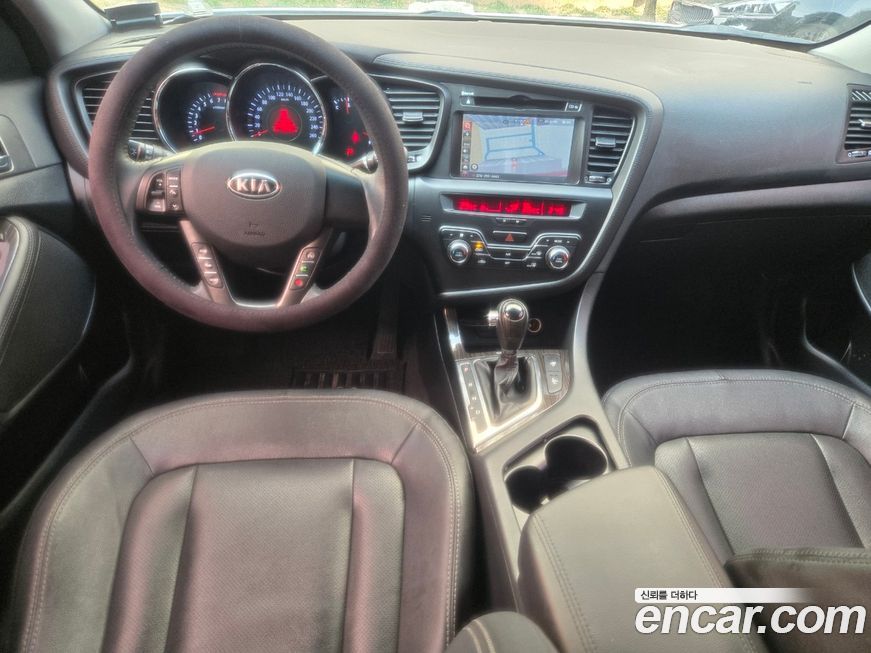 Kia K5 2011