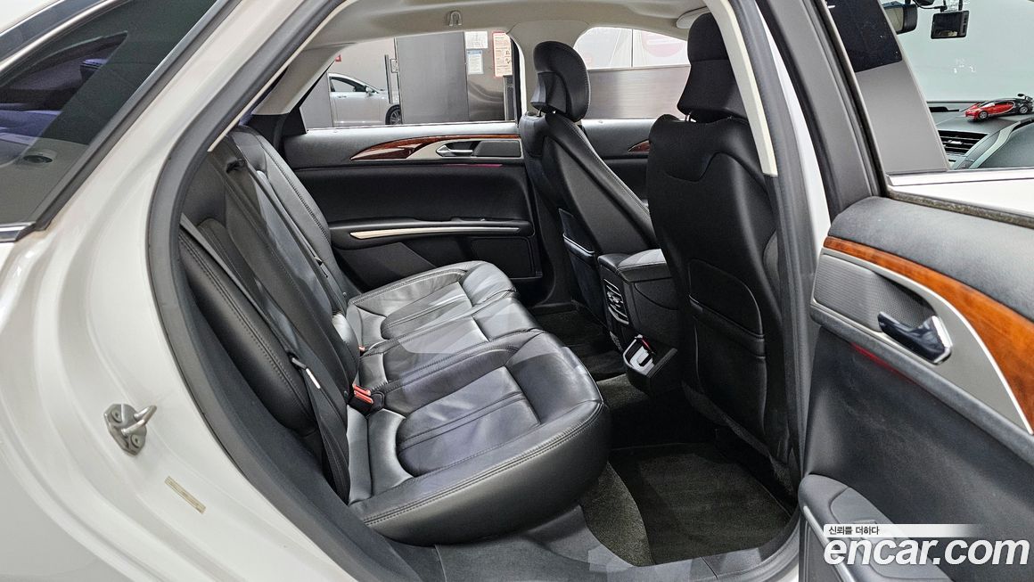 Lincoln MKZ 2015