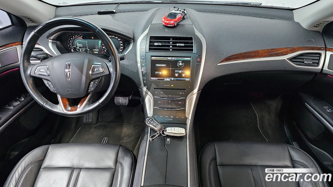 Lincoln MKZ 2015