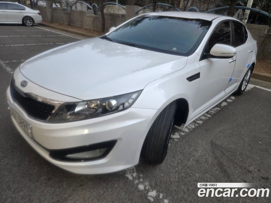 Kia K5 2011