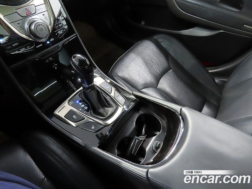 Hyundai Grandeur 2012