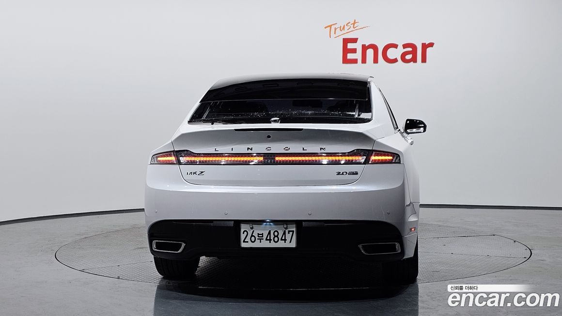Lincoln MKZ 2015