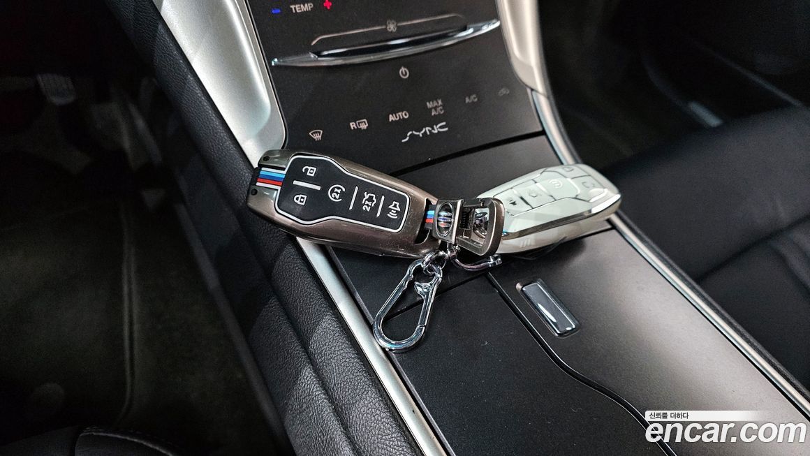 Lincoln MKZ 2015
