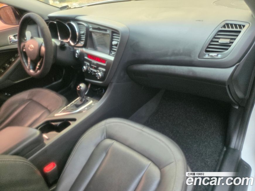 Kia K5 2011