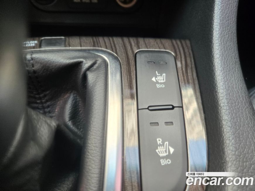 Kia K5 2011