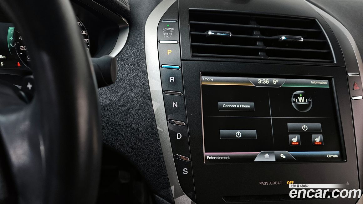 Lincoln MKZ 2015