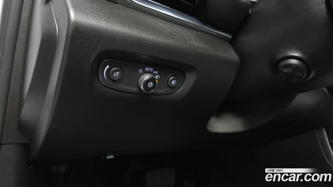 ChevroletGMDaewoo Traverse 2021