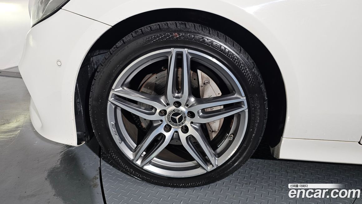 Mercedes-Benz E-Class 2019