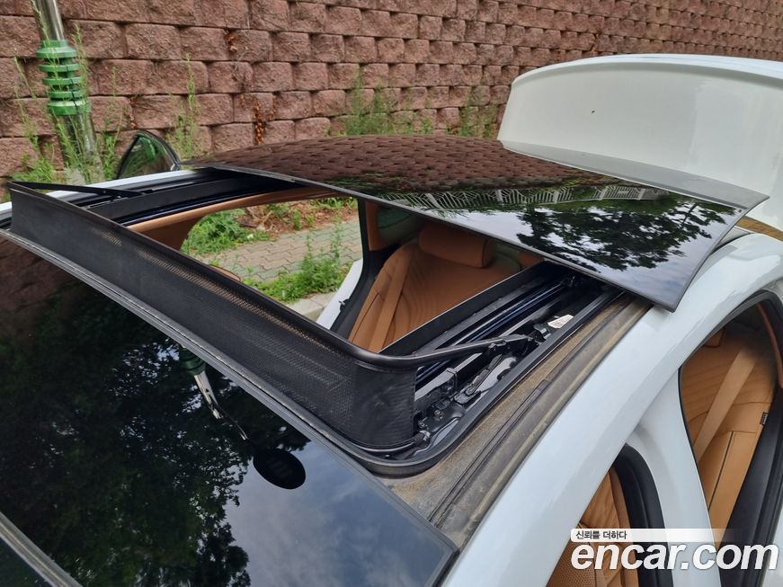 Genesis G80 2023