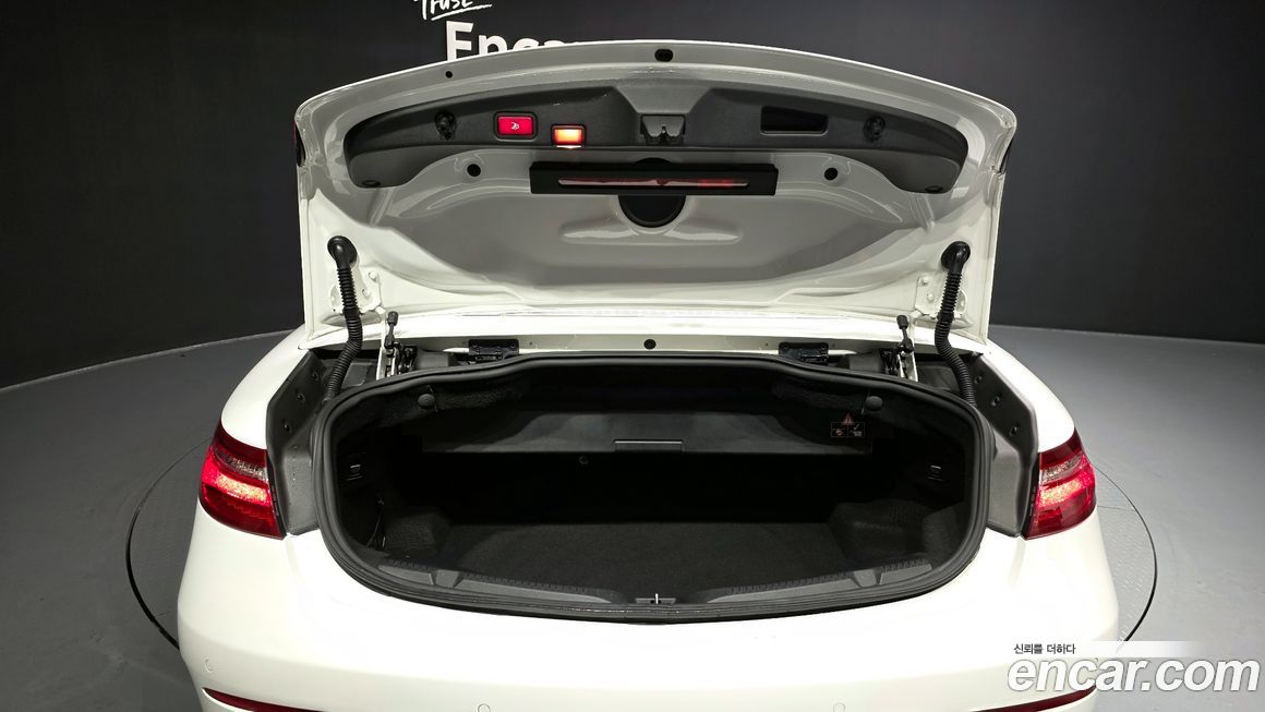 Mercedes-Benz E-Class 2018