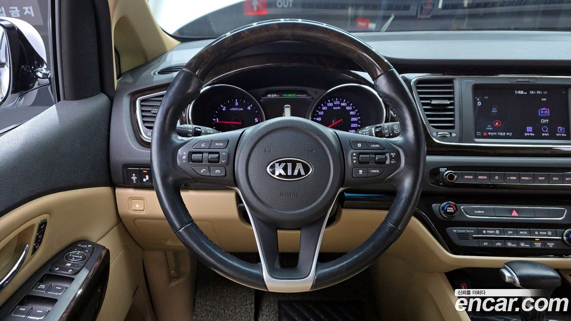 Kia Canival 2019