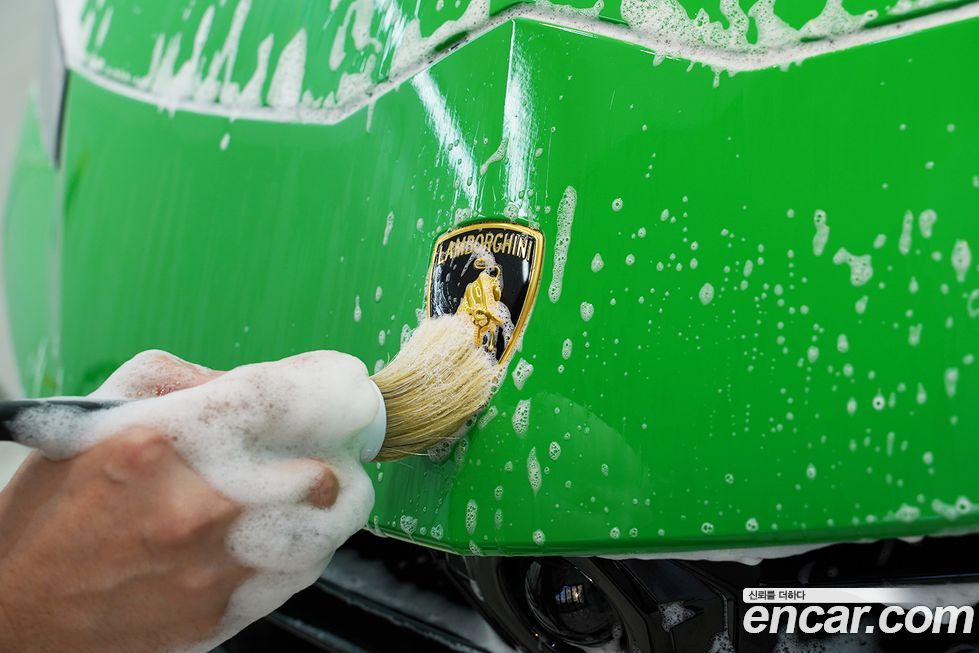 Lamborghini Urus 2025