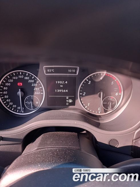 Mercedes-Benz B-Class 2013