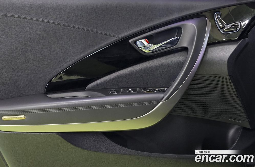 Hyundai Grandeur 2012