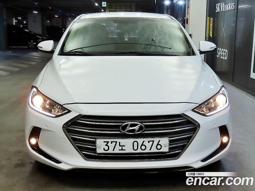 Hyundai AVANTE 2016