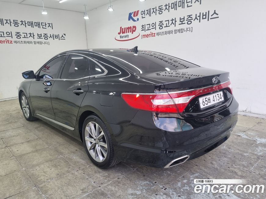 Hyundai Grandeur 2015