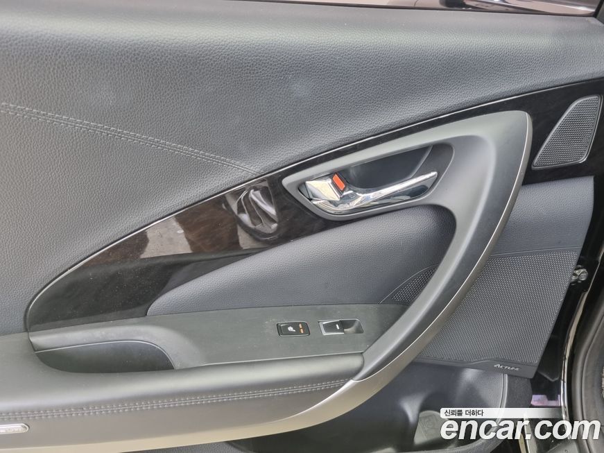 Hyundai Grandeur 2015