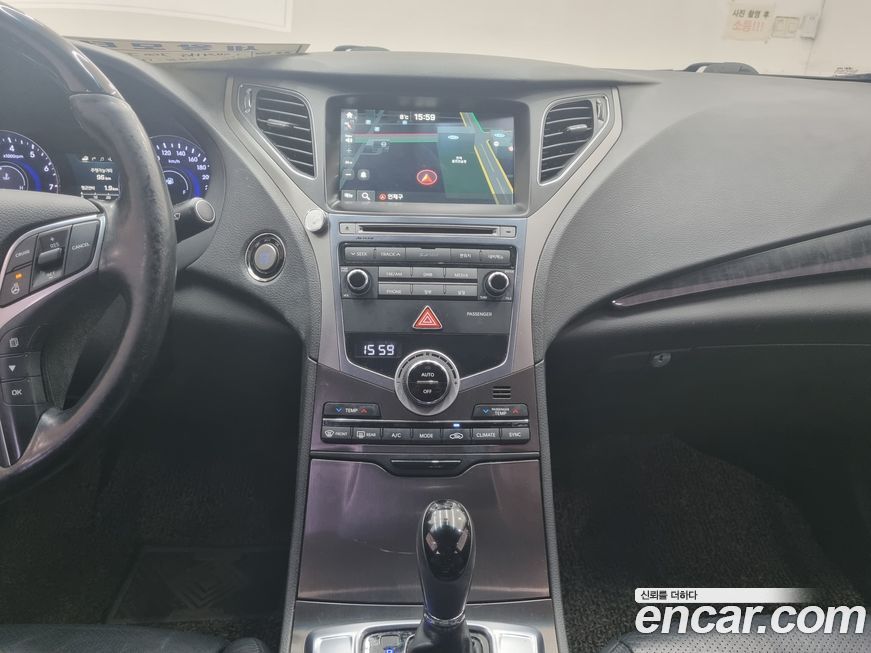 Hyundai Grandeur 2015