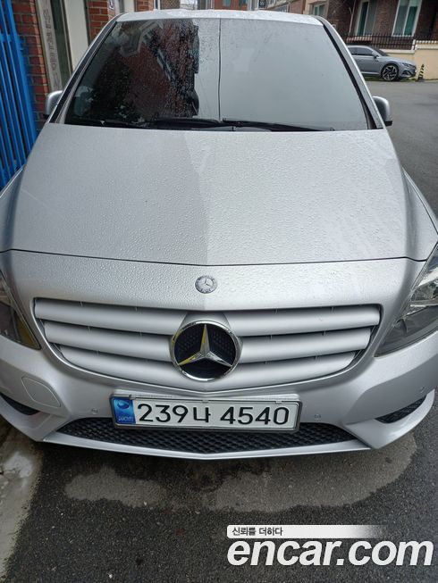 Mercedes-Benz B-Class 2013