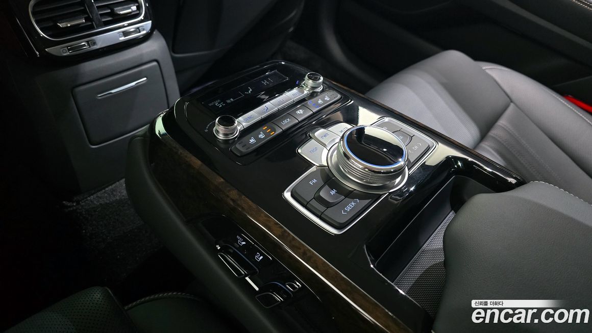 Genesis G90 2022