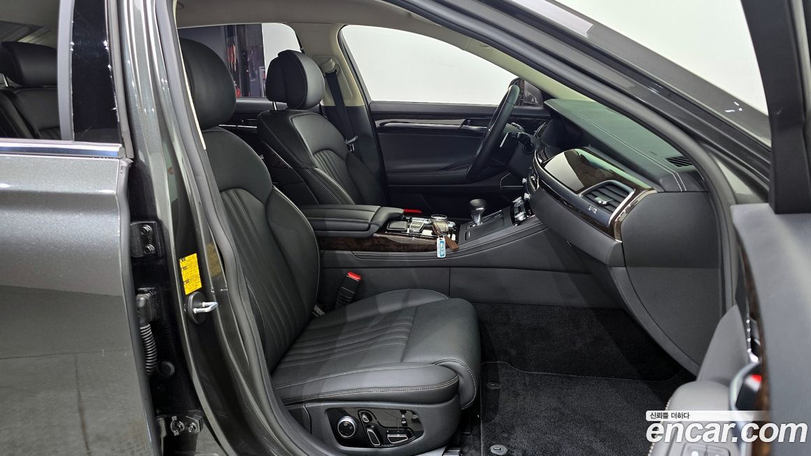 Genesis G90 2022
