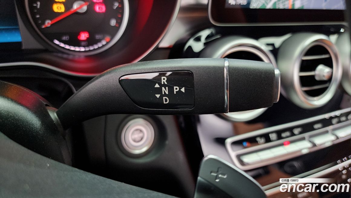 Mercedes-Benz C-Class 2019