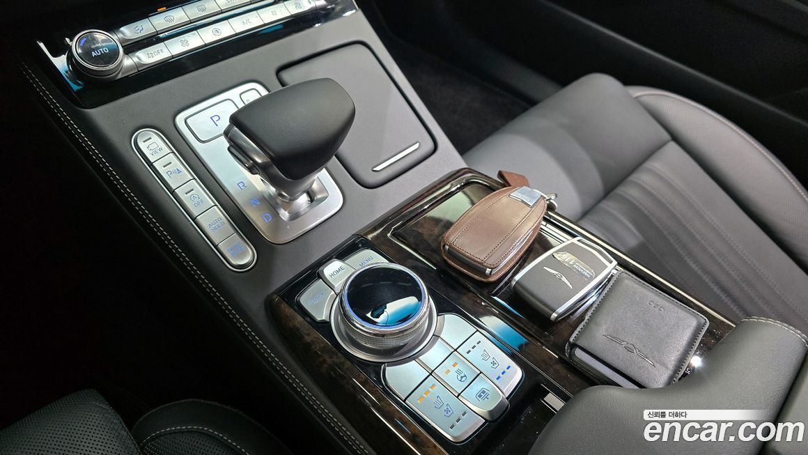Genesis G90 2022