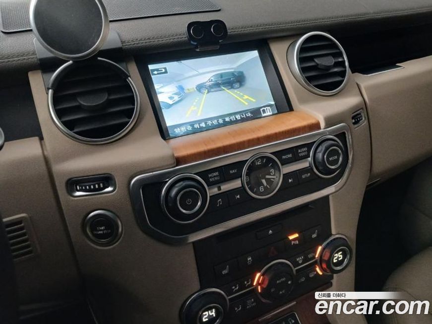 Land Rover Discovery 2015