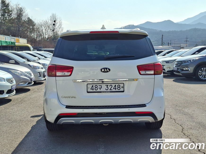 Kia Canival 2018