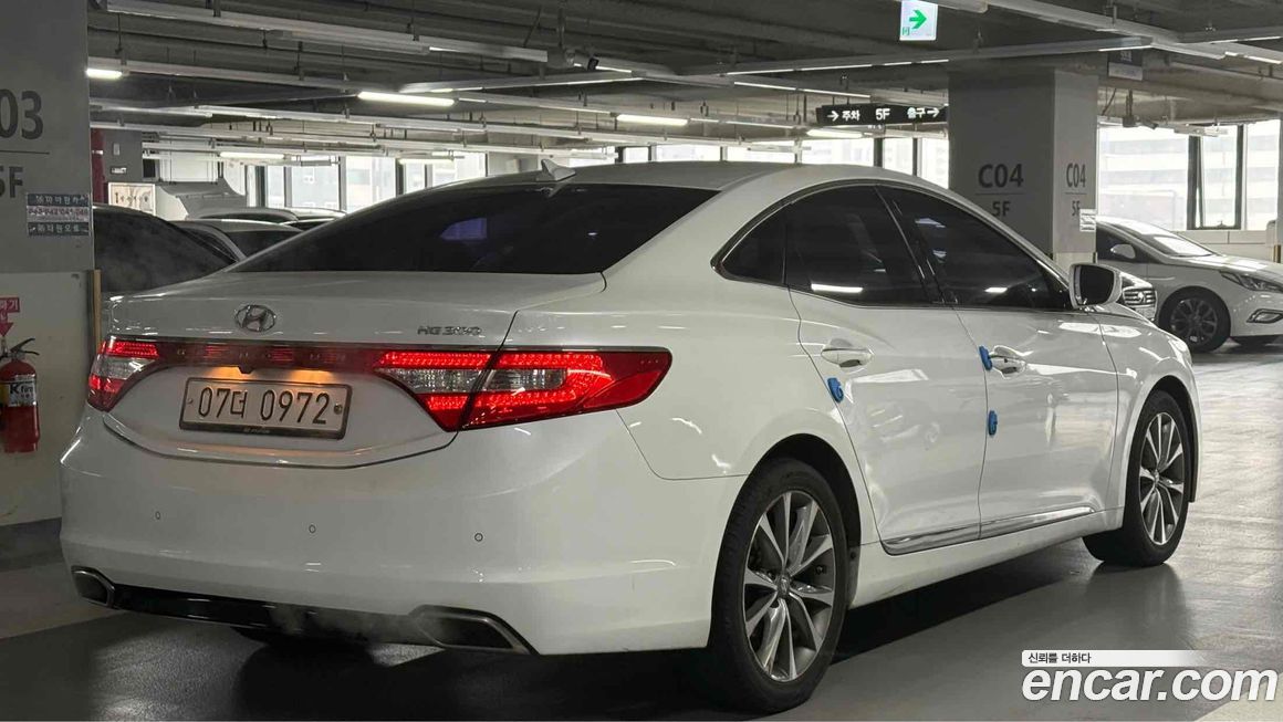 Hyundai Grandeur 2016